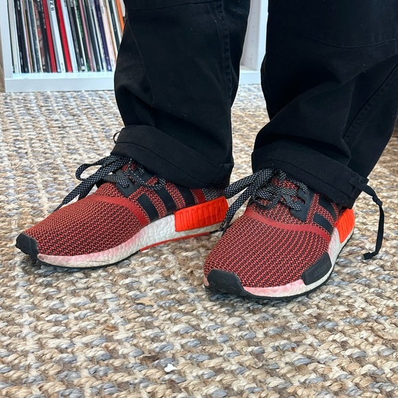 Red NMD R1 - Picture 3 of 4
